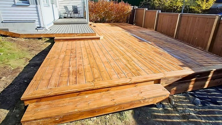 Terassin rakennus Nyholm Brothers